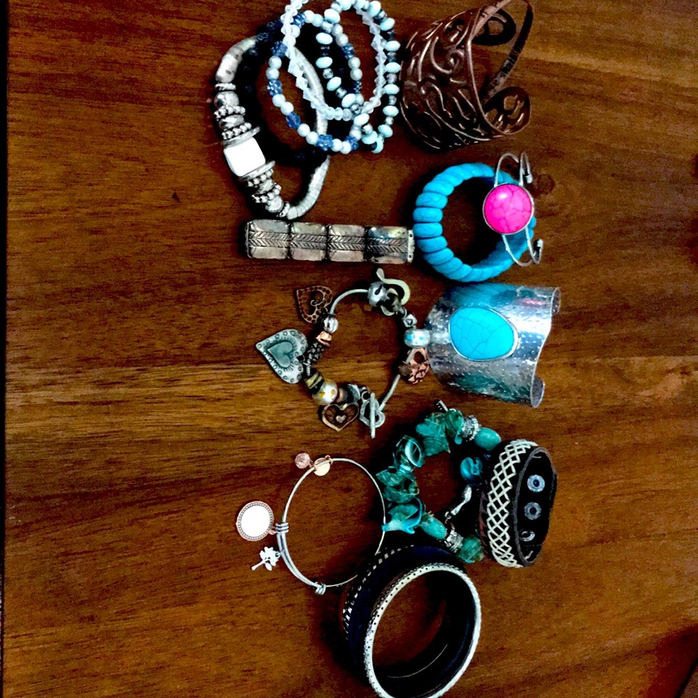 Huge bracelet bundle turquoise beads bronze charm